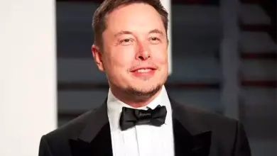 Photo of Elon Mask kimdir