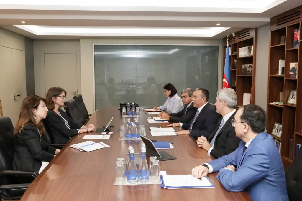 Nazir Sahil Babayev Dünya Bankının yeni ölkə meneceri ilə görüş keçirib